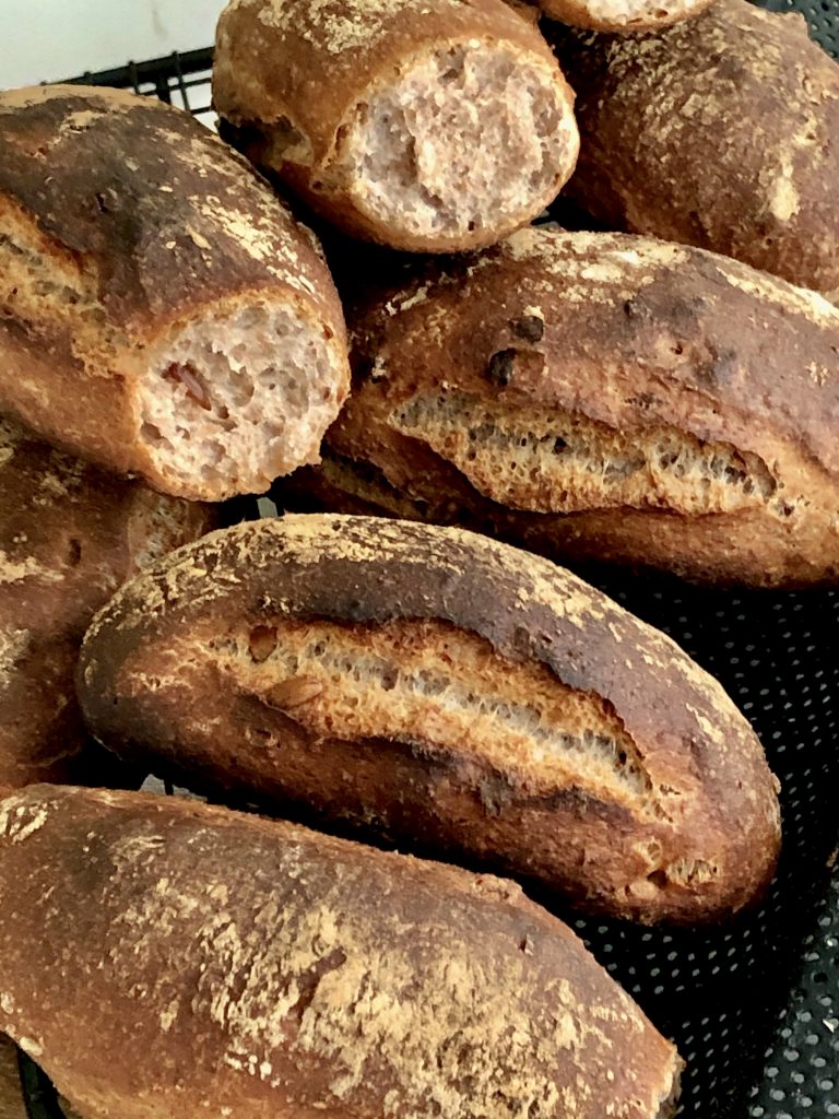 Rustikale Bürli - Der Blog über Backen, Kochen, Wein und Genuss